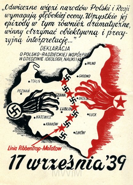 KKE 4908.jpg - Dok. Plakat propagandowy. Dotyczący paktu Ribbentrop-Mołotow z 17 IX 1939 r., Wystawa z lat 80-te XX wieku.